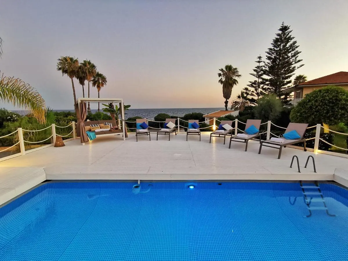 Villa Arenile - Seaside - Swimmingpool- Private Access To Sea - Waterfront - Fontane Bianche - Siracusa