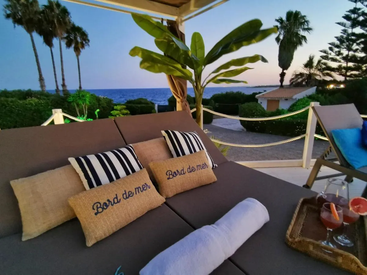Villa Arenile: Beachfront Oasis with Private Sea Access Fontane Bianche 0*,