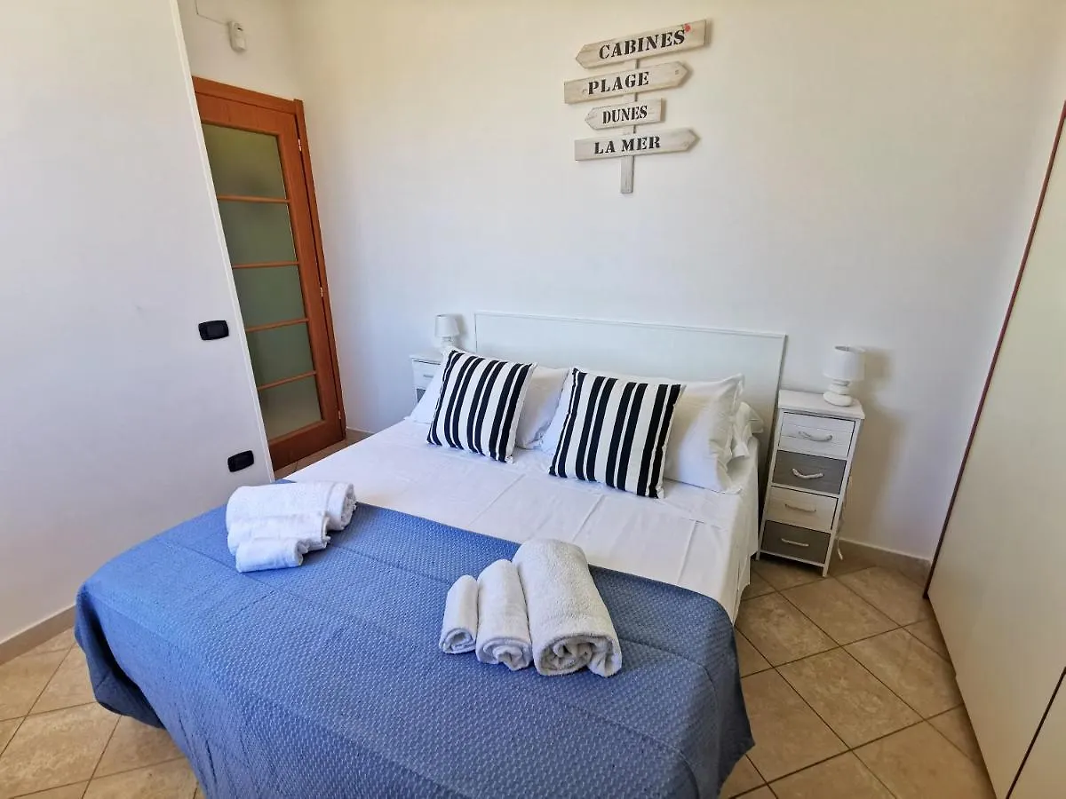 Villa Arenile: Beachfront Oasis with Private Sea Access Fontane Bianche