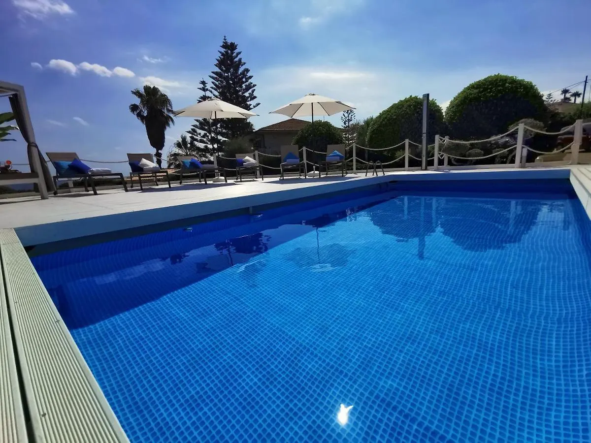 Villa Arenile: Beachfront Oasis with Private Sea Access Fontane Bianche 0*,  Italy