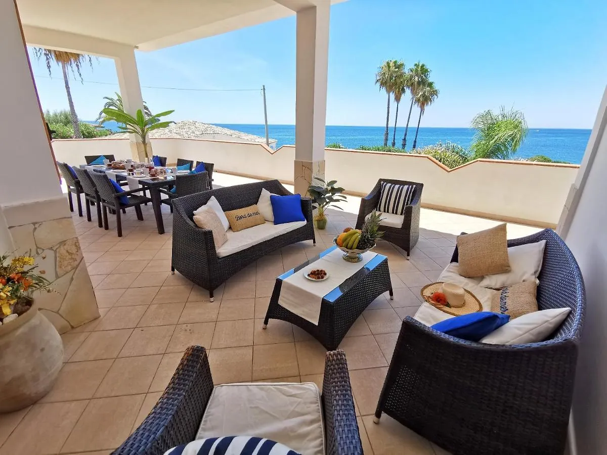 Villa Arenile: Beachfront Oasis with Private Sea Access Fontane Bianche